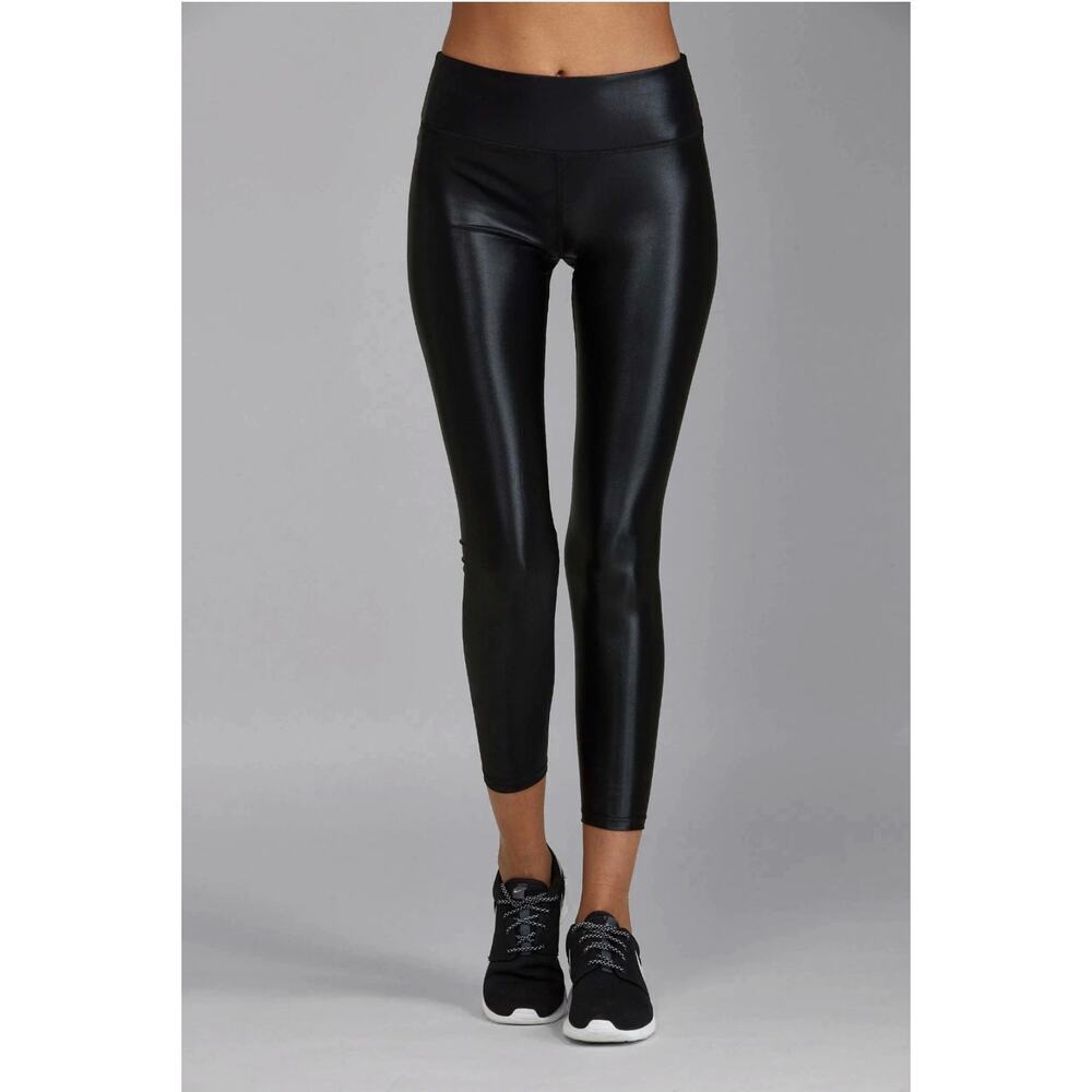 NWT Noli Liquid 7/8 Legging Black Gloss - Size: XS